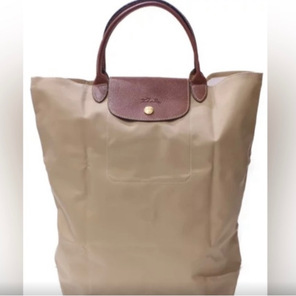 Longchamp Camel Le Pilage Handbag
